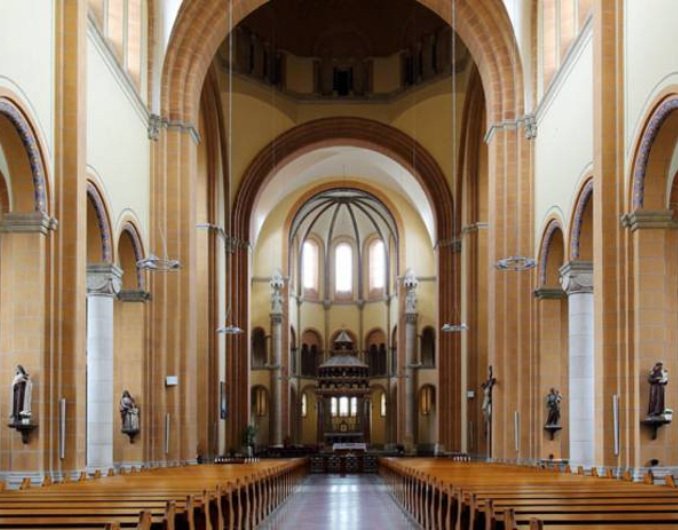 Collectes d'églises, dons entreprises ou dons collectifs